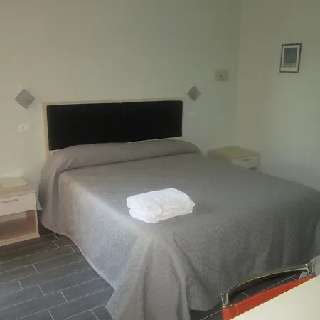 Hotel Prater 3*